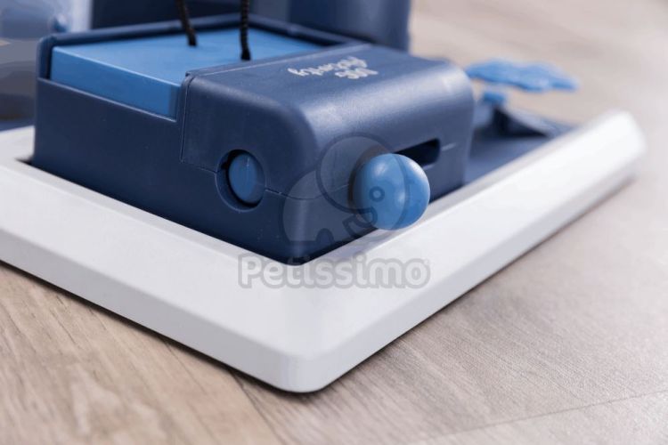 Trixie Dog Activity Poker Box 2  31x31 cm