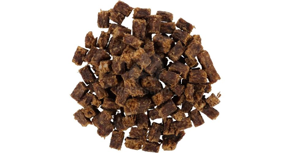 Flamingo Nature Snack - kockázott marha  80 g