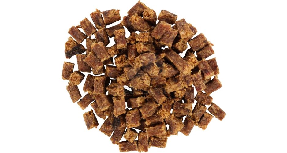 Flamingo Nature Snack - kockázott nyúl  80 g