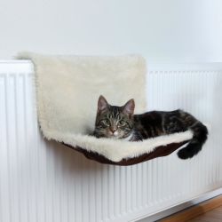Trixie cicaágy radiátorra, barna/fehér  1 db